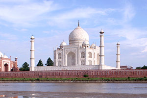 tour-taj-img